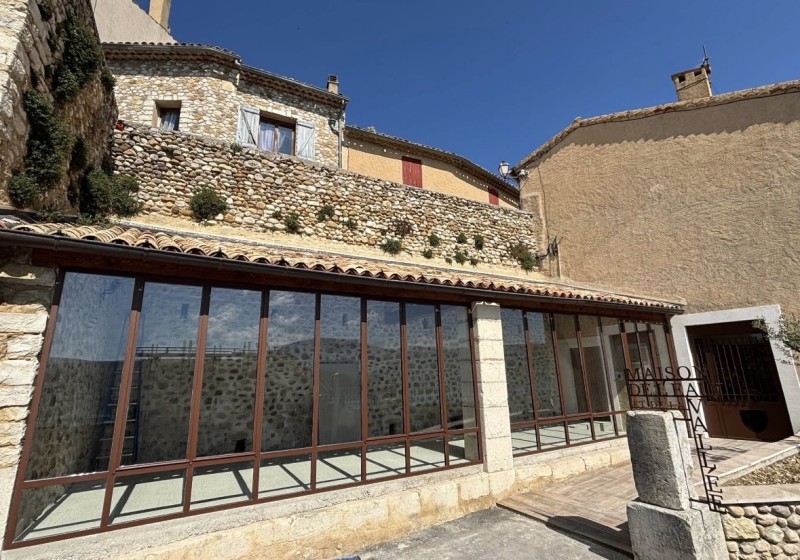  Menuiserie métallique à Sainte-Croix dans le 04