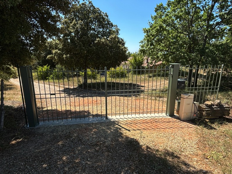 Réalisation d'un portail design en fer forgé à Oraison près de Manosque