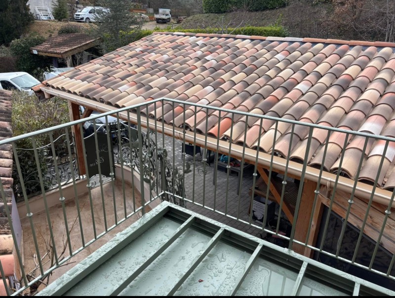 réalisation d'un balcon extérieur pour un gite à Valensole près de Manosque.