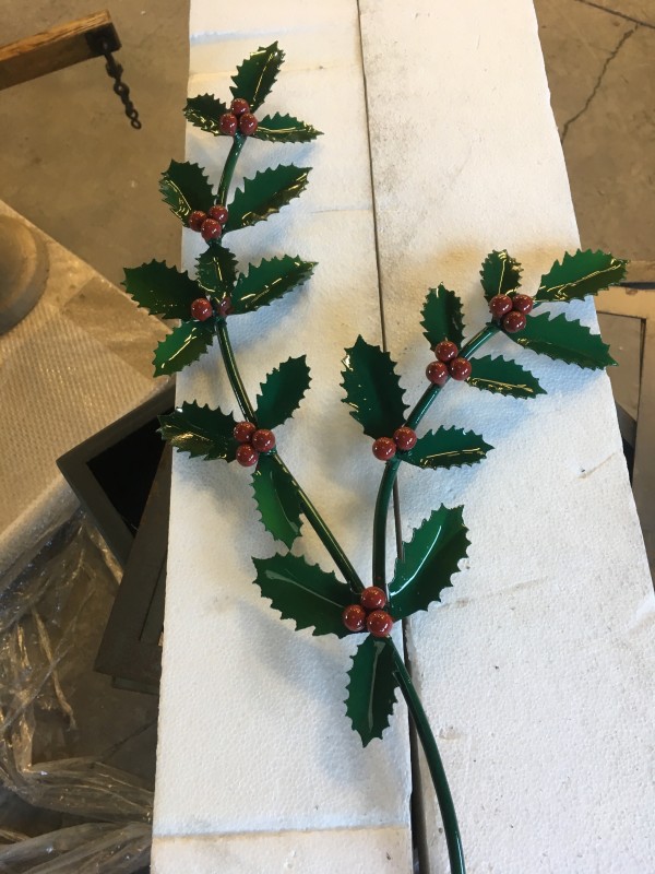 Des ornements uniques en ferronnerie réalisés à la main à Roumoules